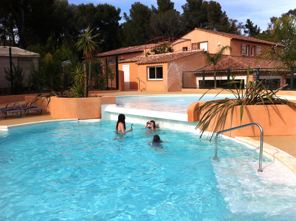 Aquabereich Ruhe Beheizter Pool Entspannung