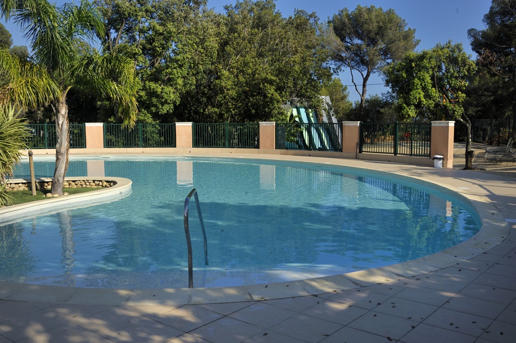 Côte d'Azur Beheizter Schwimmbad Wochenende mit Freunden