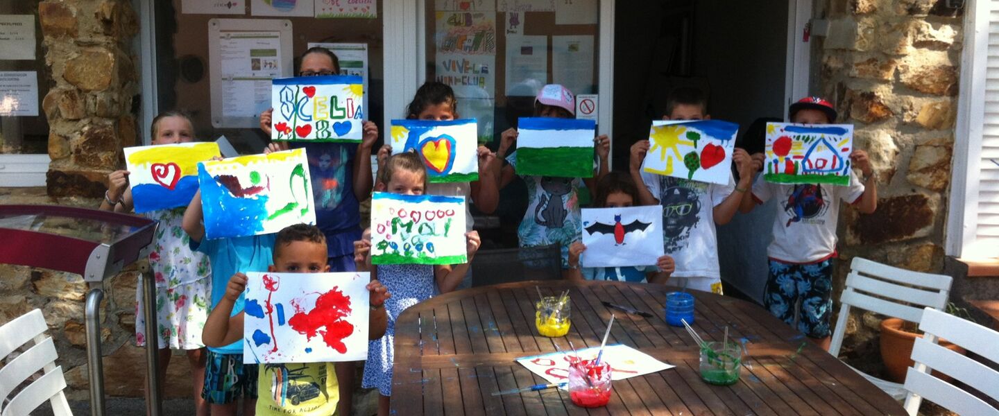 Aktivitäten im Kinder Club während der Familienferien an der Côte d’Azur