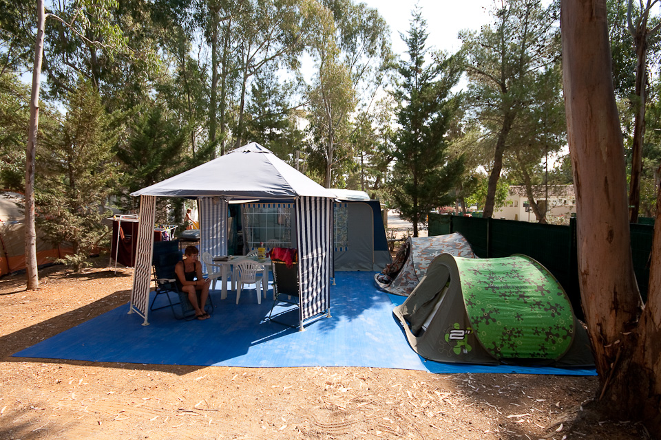 Stellplätze für Zelte auf dem Campingplatz ‘Les Jardins de La Pascalinette®’ (Provence)