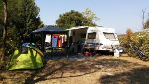 Mit dem Wohnwagen auf einem familienfreundlichen Campingplatz an der Côte d’Azur