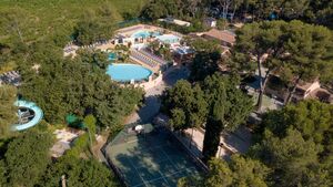 Naturnaher Campingplatz in Hyères mit Wasserparadies
