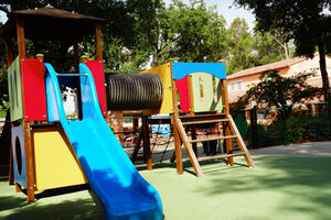 Familienfreundlicher Campingplatz mit Spielplatz und Aktivitäten für Kinder, Familien und unter Freunden