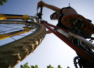 Ein Ausflug mit dem Mountainbike in der Nähe vom Campingplatz: die Panoramastrasse vom Maurengebirge