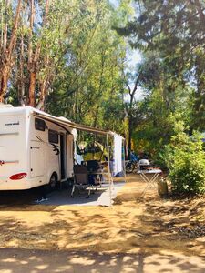 Campingplatz in Südfrankreich – Stellplatz für ein Wohnmobil