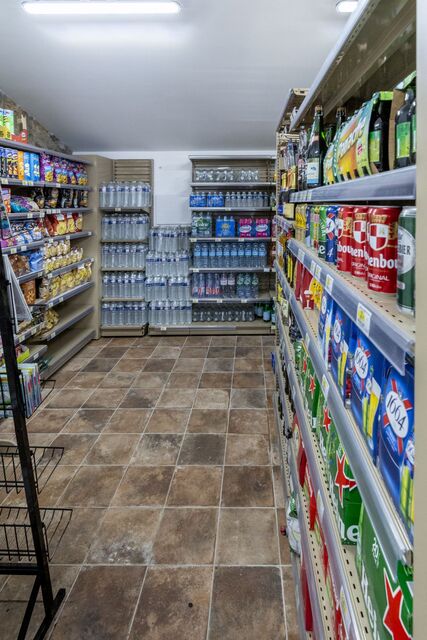 Kleiner Supermarkt auf dem Campingplatz 