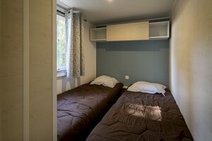 Viel Platz und Komfort in einem Mobilhaus der Luxusklasse mit Klimaanlage
