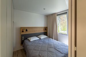 Schlafzimmer im Mobilhaus 1 der Ferienvilla - Ferien in Frankreich - Campingplatz****