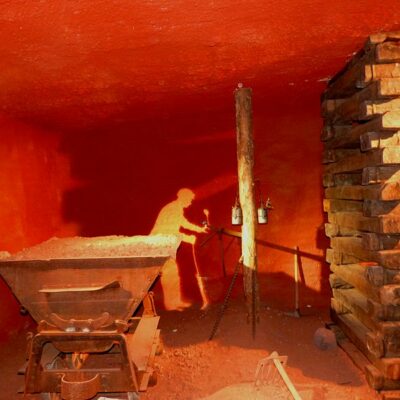 ‘Museum des Gueules Rouges’ in Tourves