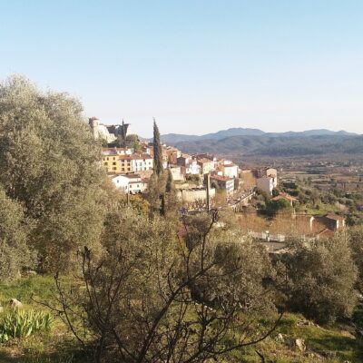 Entdecken Sie das Departement Var aus der Höhe in Callian, einem wunderschönen Bergdorf in der Provence.