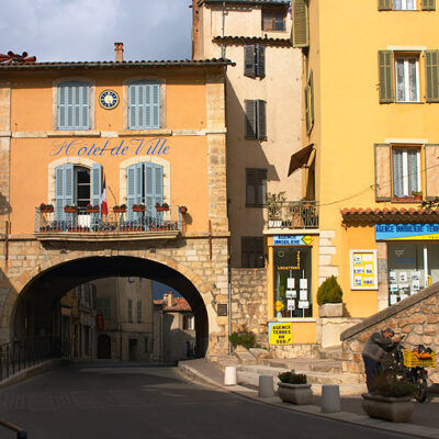 Fayence ist ein sehenswertes Dorf im Departement Var und in der Region PACA. 