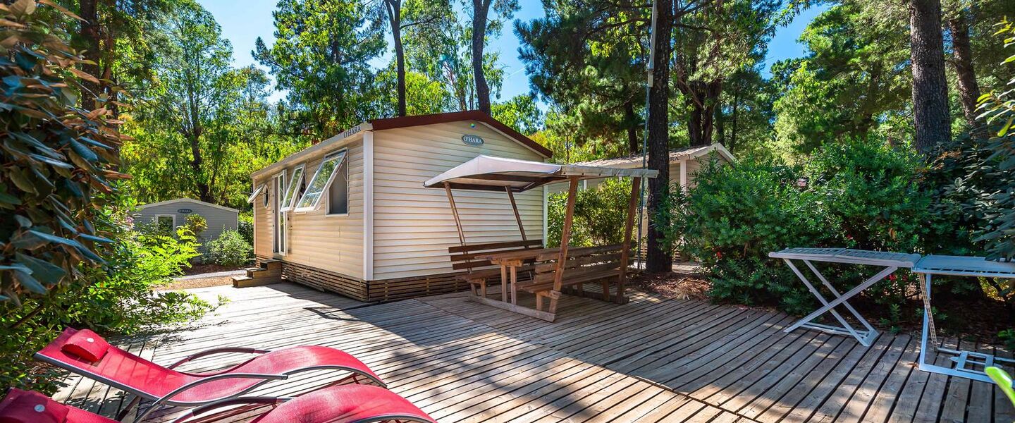 Mobilhaus für 6 Personen auf einem Campingplatz mit einem Wasserparadies