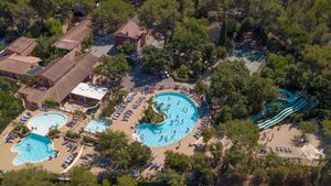 Ein riesiges Wasserparadies auf einem Campingplatz**** und im Departement Var