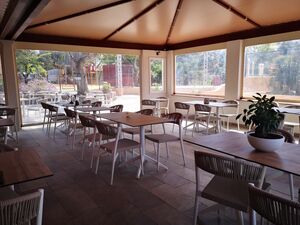 Restaurant mit einer Lounge Bar auf unserem Campingplatz am Mittelmeer